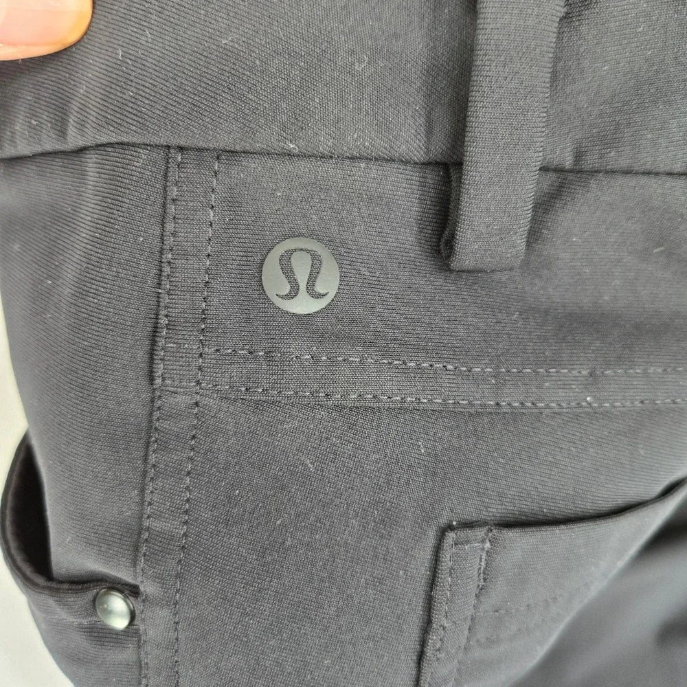 Lululemon 32 Commission Slim-Fit Pant Mens Black Casual Performance Chino